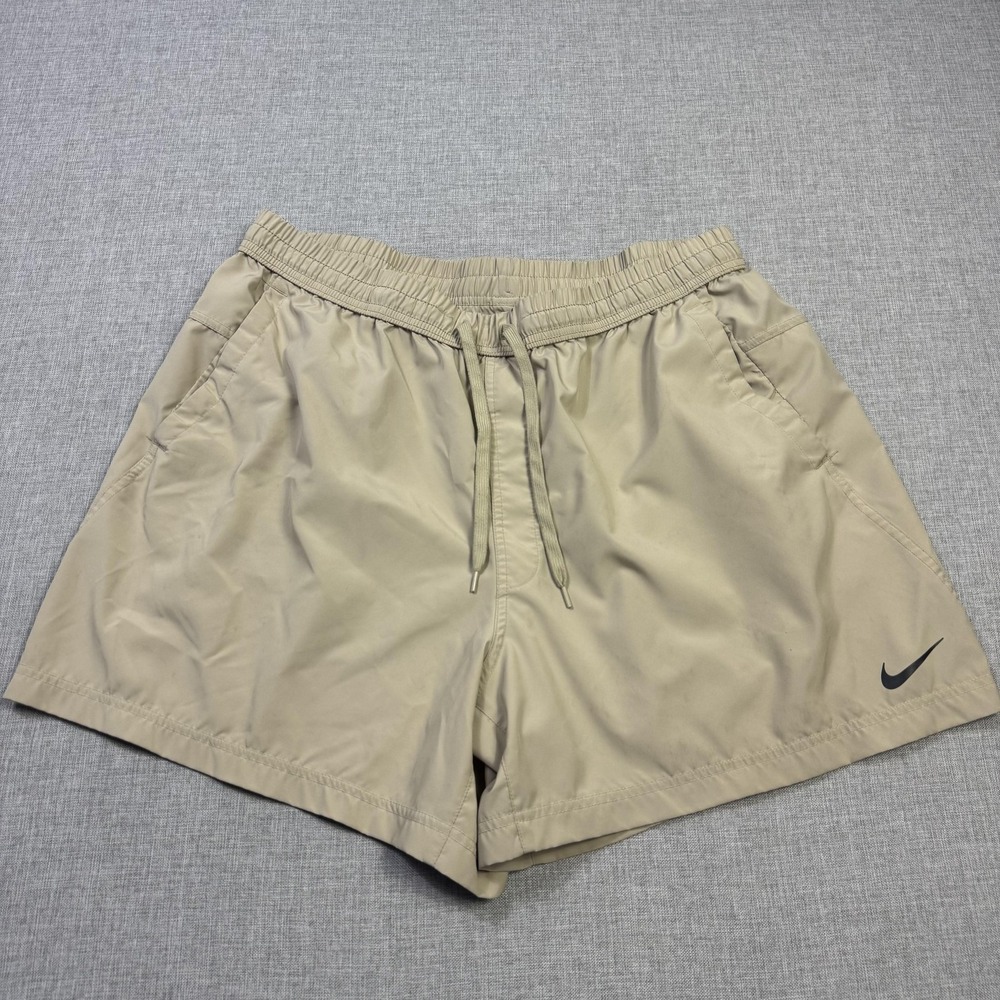 Nike Form Dri-FIT 5" Unlined Versatile Shorts Mens XL Beige Tan Running Training
